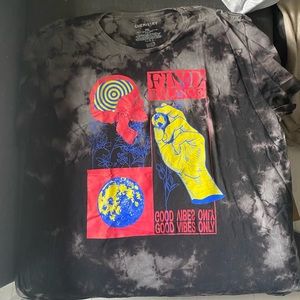 oversized graphic tee